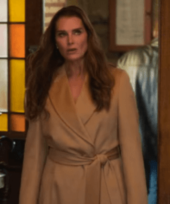 A-Castle-For-Christmas-2021-Brooke-Shields-Trench-Coat-400x525