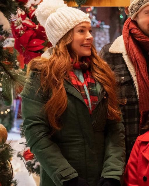 Falling-For-Christmas-2022-Lindsay-Lohan-Green-Puffer-Jacket