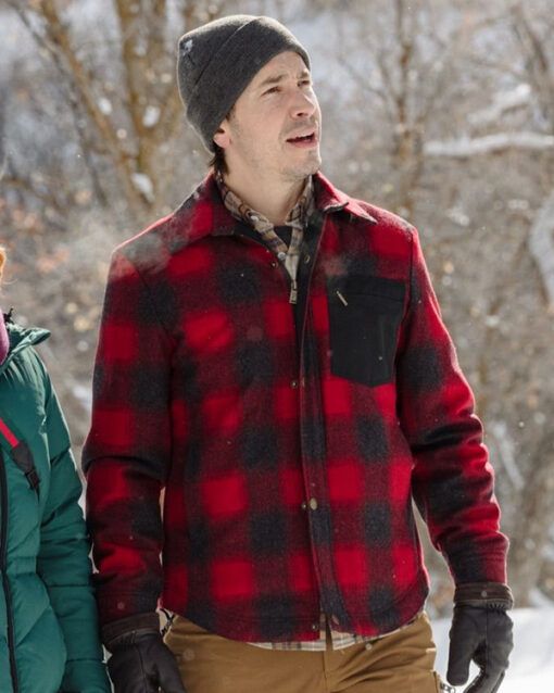 Justin-Long-Christmas-With-The-Campbells-Wool-Blend-Red-Jacket (1)