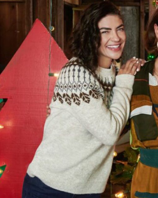 Stella-Designing-Christmas-Jessica-Szohr-White-Sweater