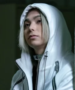 Alice-in-Borderland-S02-Shuntaro-Chishiya-White-Hoodie