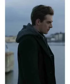 Lauri-Tilkanen-Deadwind-Coat-1