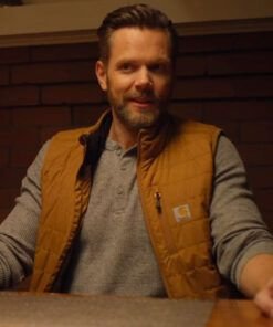 Franks-Animal-Control-Joel-McHale-Vest-Tv-Series