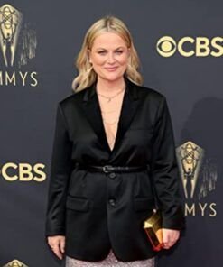 Amy-Poehler-The-73rd-Primetime-Emmy-Award-Show-2021-Black-Silk-Coat