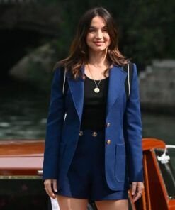Ana-de-Armas-Blonde-Blazer-539x700-1