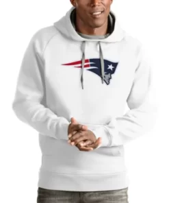 White-New-England-Patriots-Pullover-Hoodie-510x510