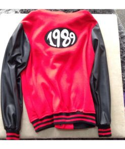 shake-it-off-taylor-swift-1989-red-jacket