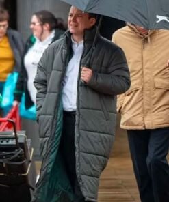 Bank-of-Dave-2023-Rory-Kinnear-Trench-Coat-539x700