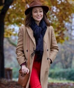 Emma-Di-Stefano-Film-The-Wedding-Veil-Inspiration-Autumn-Reeser-Brown-Coat-539x700