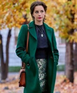 The-Wedding-Veil-Inspiration-2023-Kacey-Rohl-Green-Coat-539x700