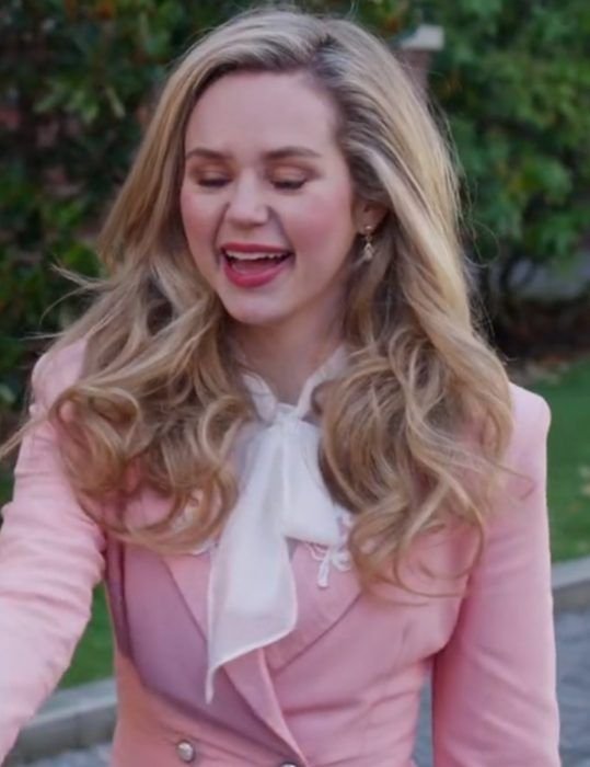 Dawn 2023 Brec Bassinger Pink Blazer Universal Jacket   Dawn Longchamp Dawn 2023 Brec Bassinger Pink Blazer 539x700 1 