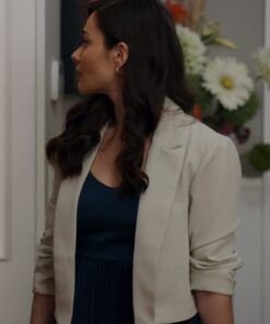 Vivi Film Make Me A Match 2023 Eva Bourne Cropped Blazer.