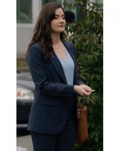 Vivi Film Make Me A Match 2023 Eva Bourne Striped Suit.