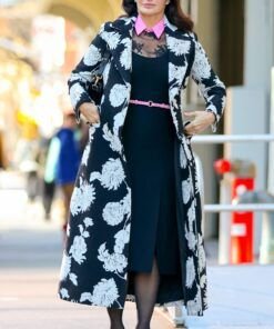 charlotte york and just like that season 2 kristin davis coat