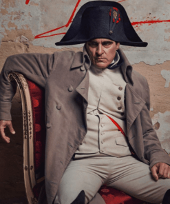 napoleon joaquin phoenix coat