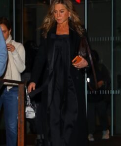 alex levy the morning show season 03 jennifer aniston coat