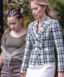 Pain Hustlers Emily Blunt Blazer