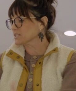 Unsellable Houses S04 Lyndsay Lamb Sherpa Vest