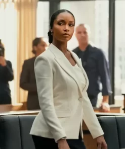 Andrea Freemann The Lincoln Lawyer S02 White Blazer 2024