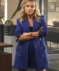 Lorna Crane The Lincoln Lawyer S02 Blue Coat