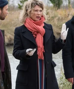 Candice Renoir Cécile Bois Black Wool Trench Coat