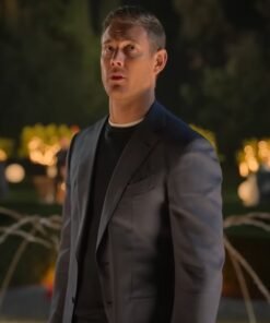 Tom Hopper Love in the Villa 2022 Blazer