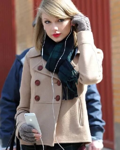 Taylor Swift In New York Street Beige Peacoat