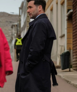 Allan Hawco Saint pierre S01 Black Coat