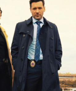 Allan Hawco Saint pierre S01 Black Coat