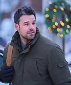 Jesse Hutch Christmas Under The Northern Lights Green Jacket