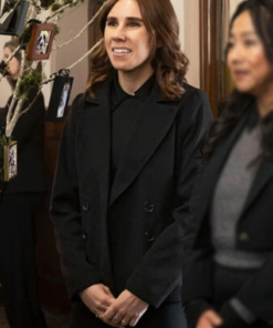 Zosia Mamet Laid S01 Black Peacoat