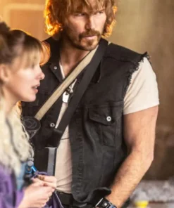 Chris Pratt The Electric State Black Vest